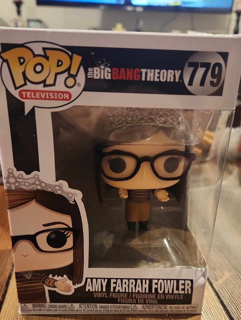 Funko Amy Farrah Fowler Pop! Vinyl - Brown Outfit & Black Glasses